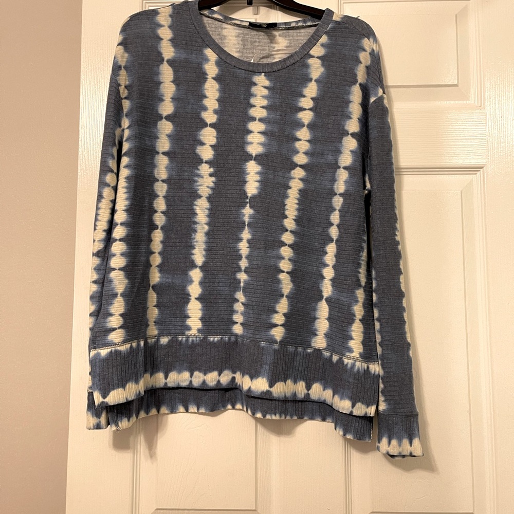 Tie dye light sweater worn once